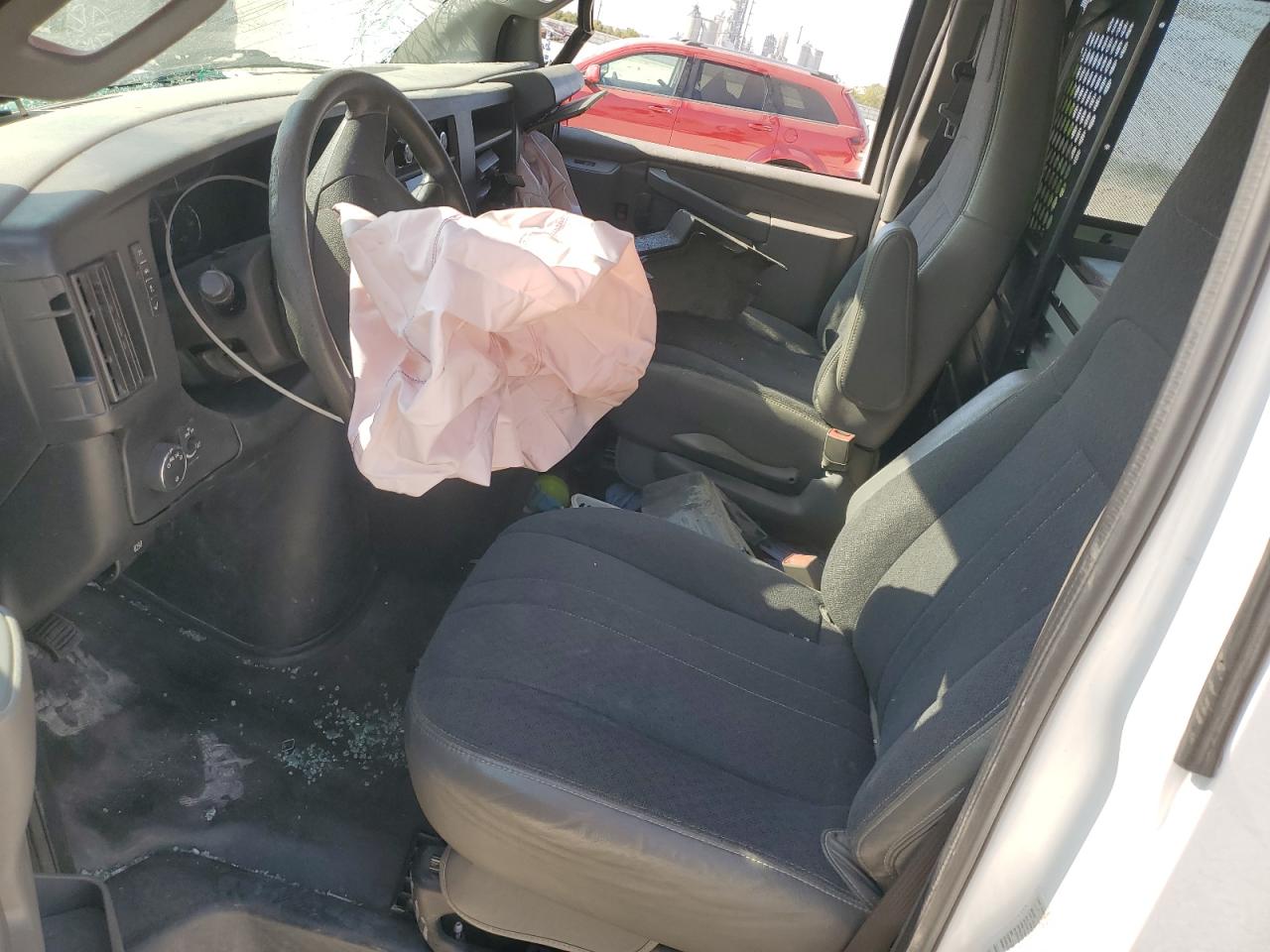 2019 GMC Savana G2500 VIN: 1GTW7AFG3K1304422 Lot: 89730395