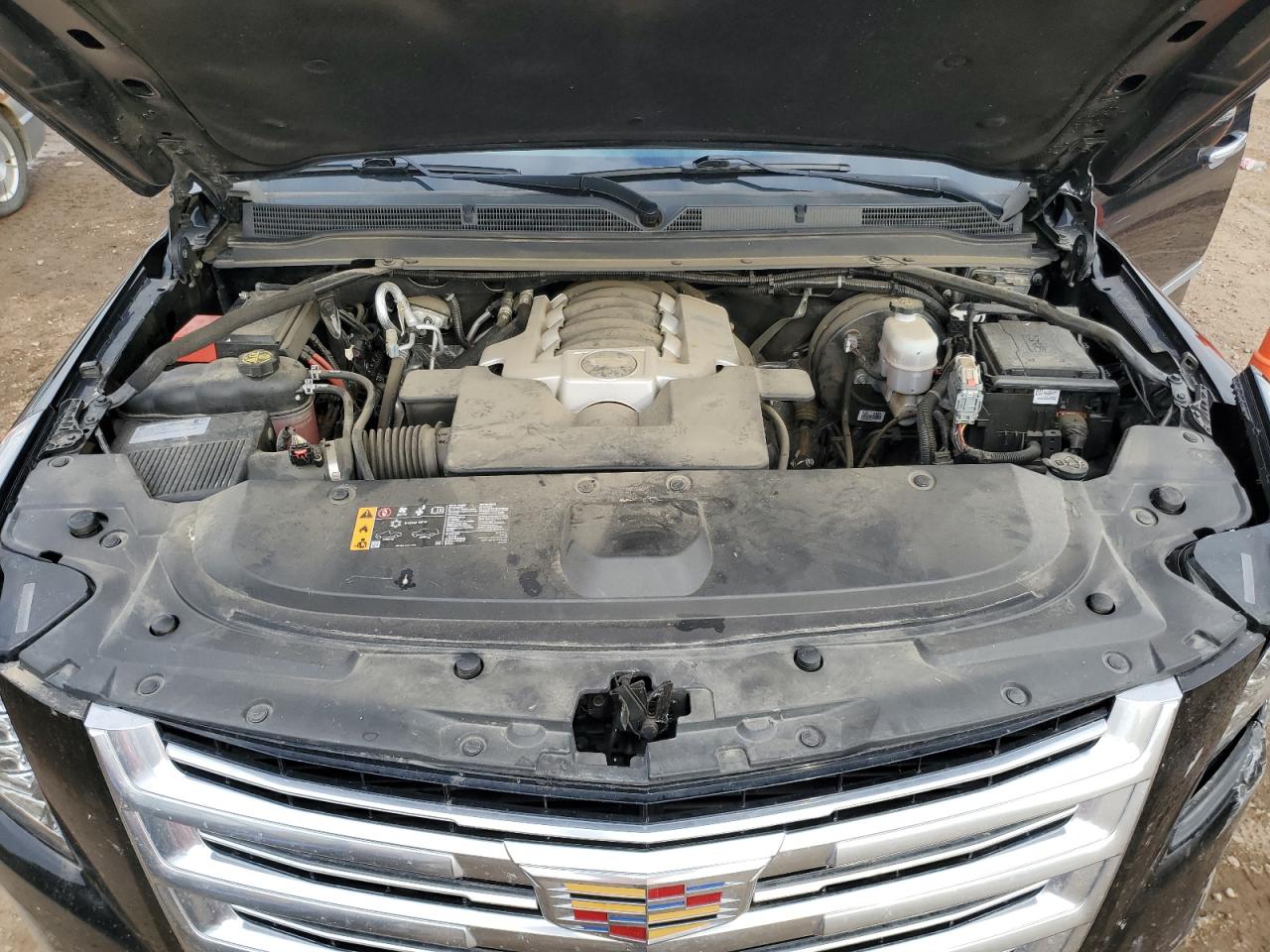 2018 Cadillac Escalade Platinum VIN: 1GYS4DKJ5JR389025 Lot: 85728695