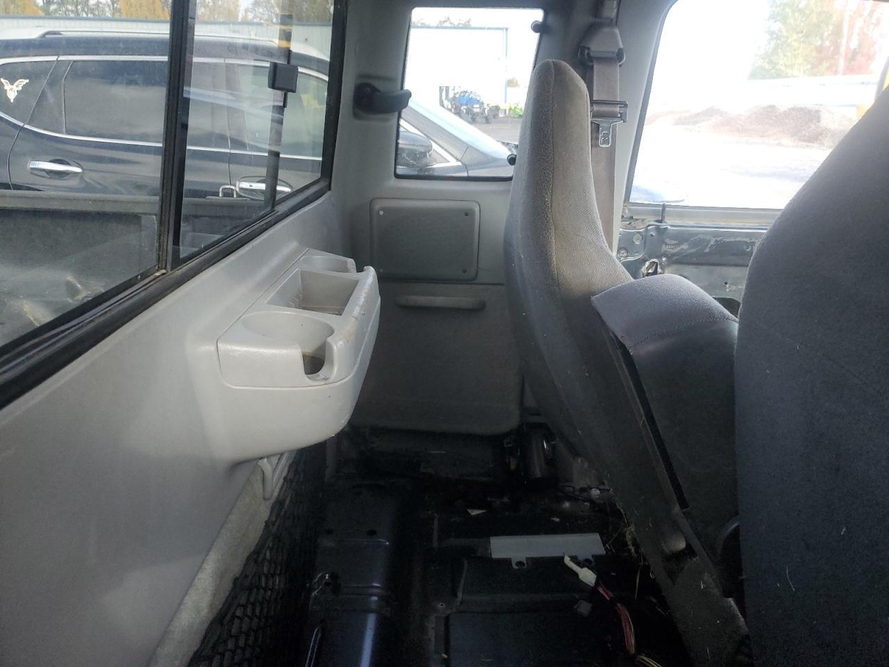 1998 Mazda B4000 Cab Plus VIN: 4F4ZR17X3WTM28634 Lot: 90294195