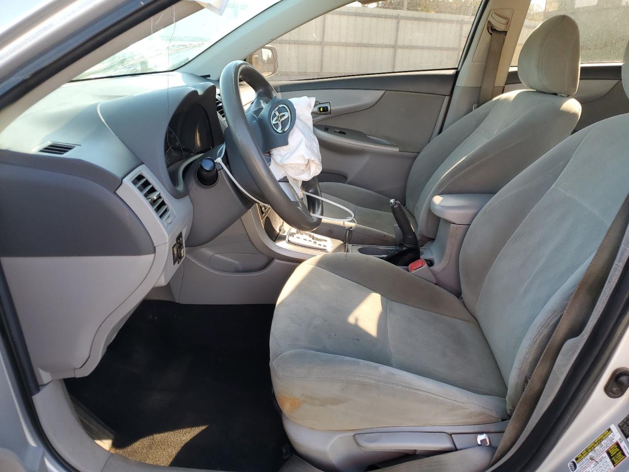 2010 Toyota Corolla Base VIN: 2T1BU4EE2AC526923 Lot: 86510855