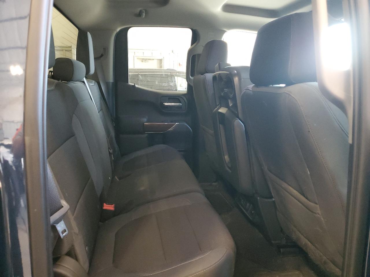 2019 Chevrolet Silverado K1500 Rst VIN: 1GCRYEEDXKZ197301 Lot: 82302595