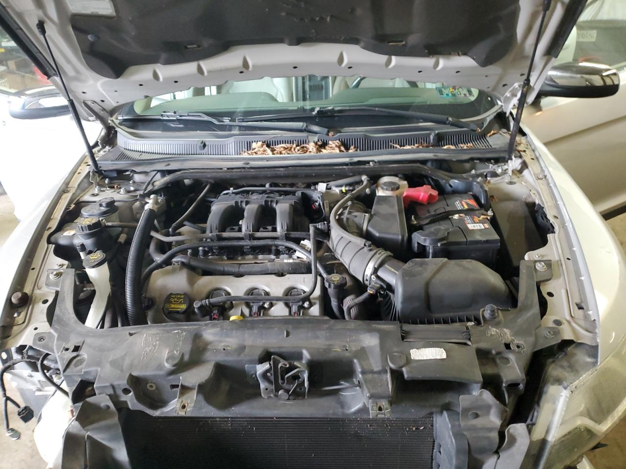 2010 Ford Taurus Limited VIN: 1FAHP2FW1AG130082 Lot: 89702275