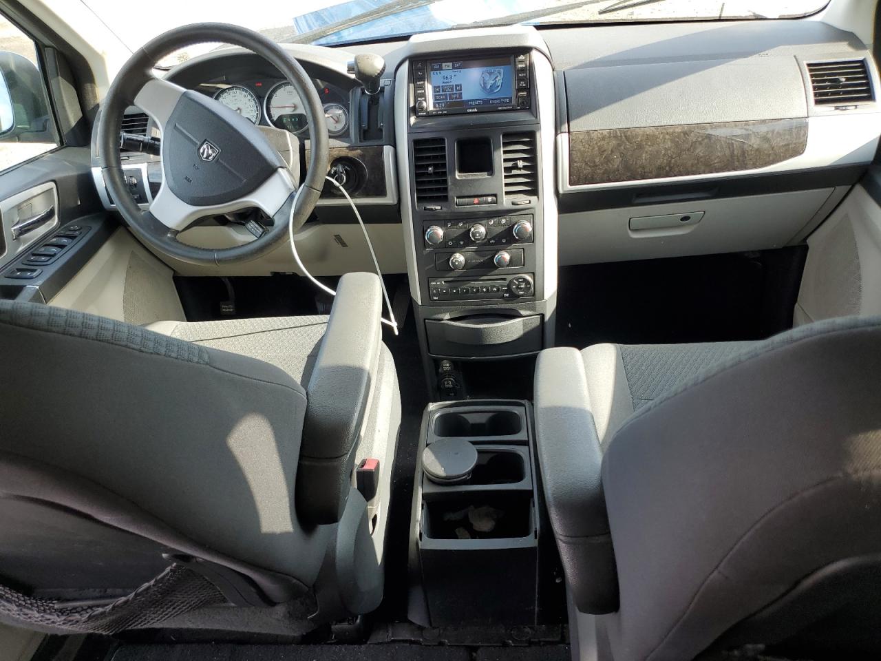 2010 Dodge Grand Caravan Sxt VIN: 2D4RN5D19AR317214 Lot: 84875345