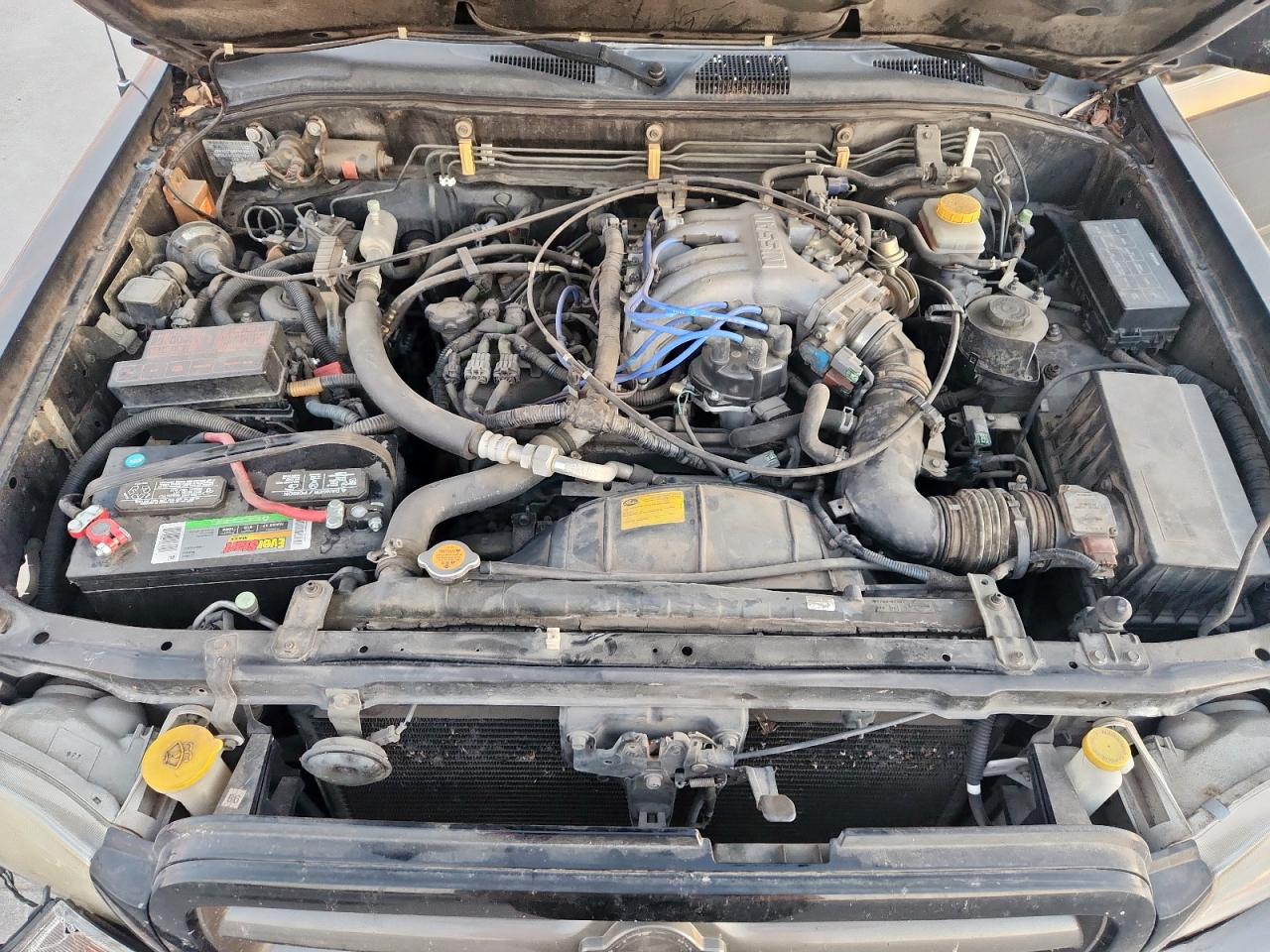 2000 Nissan Pathfinder Le VIN: JN8AR07S4YW400223 Lot: 86322255