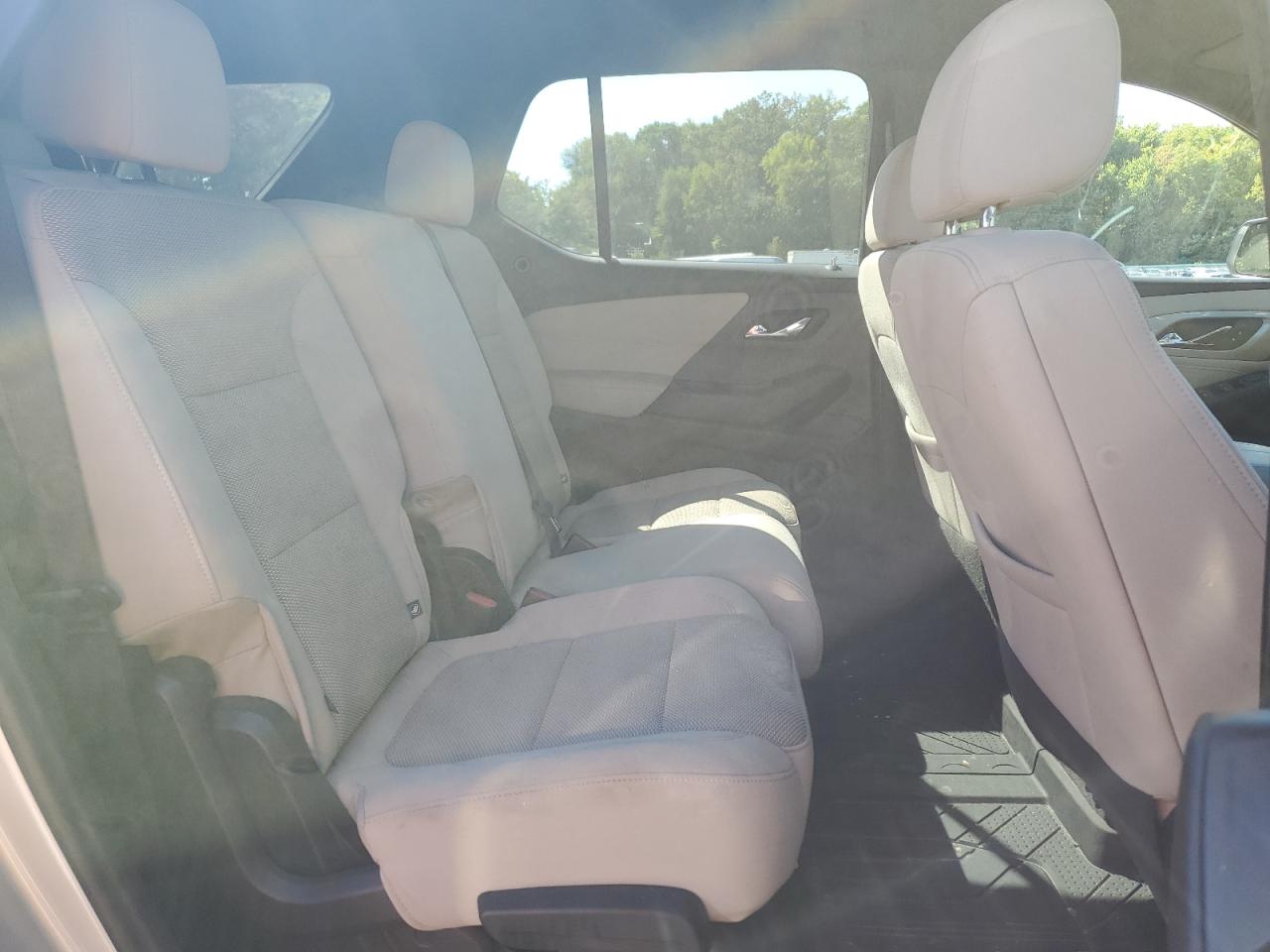 2022 Chevrolet Traverse Ls VIN: 1GNEVFKW3NJ100730 Lot: 81969355