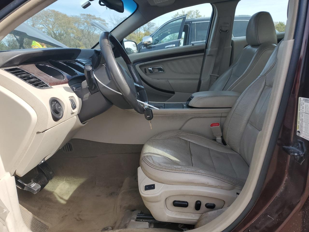 2012 Ford Taurus Limited VIN: 1FAHP2FW0CG110733 Lot: 89880815