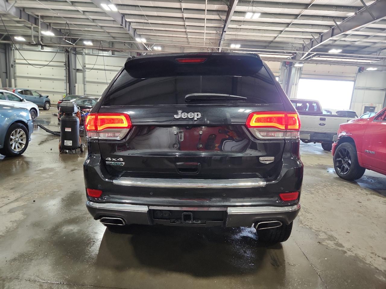 2014 Jeep Grand Cherokee Summit VIN: 1C4RJFJMXEC582767 Lot: 85152425