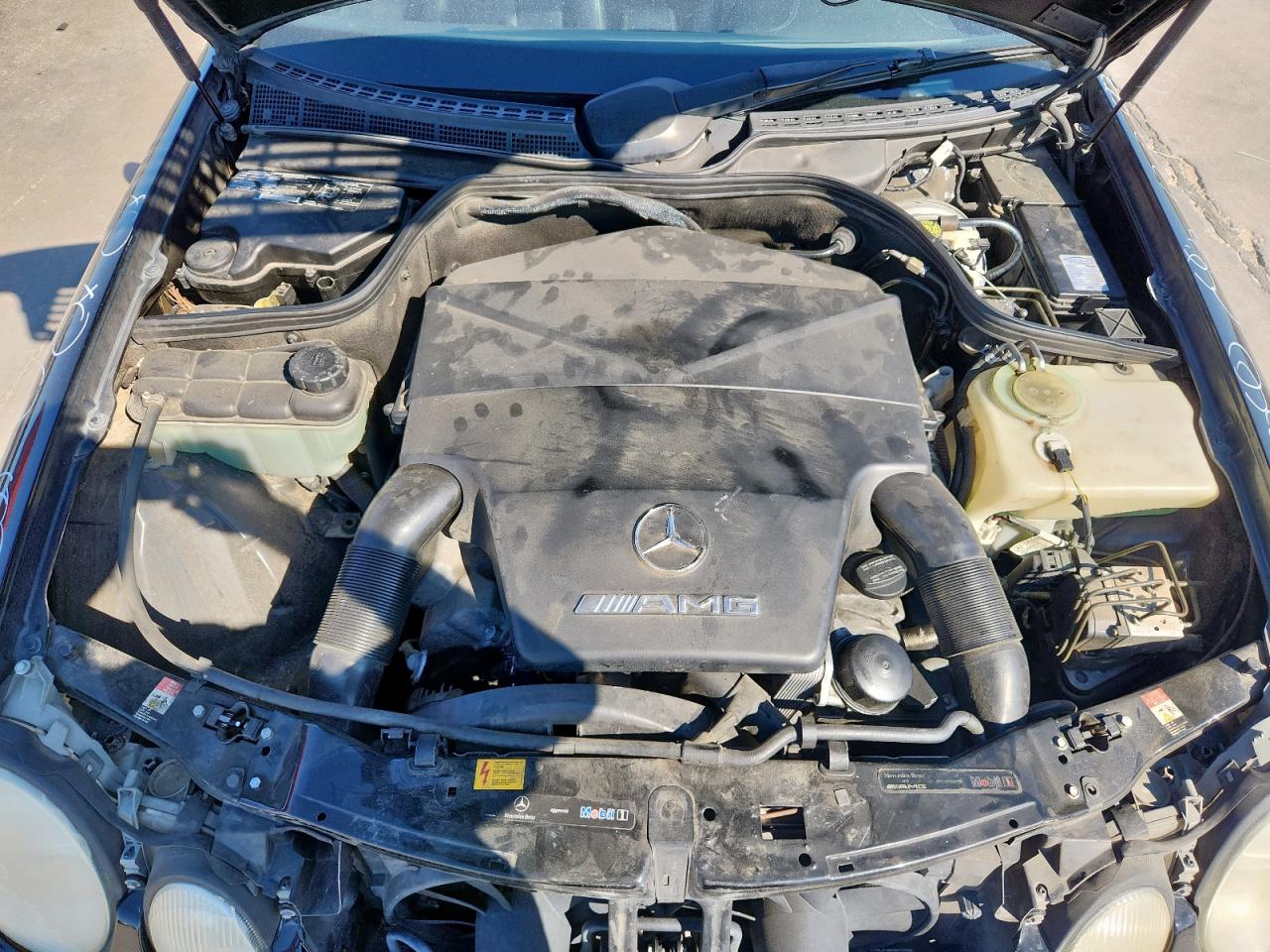 2002 Mercedes-Benz Clk 55 Amg VIN: WDBLK74G92T111587 Lot: 86278375