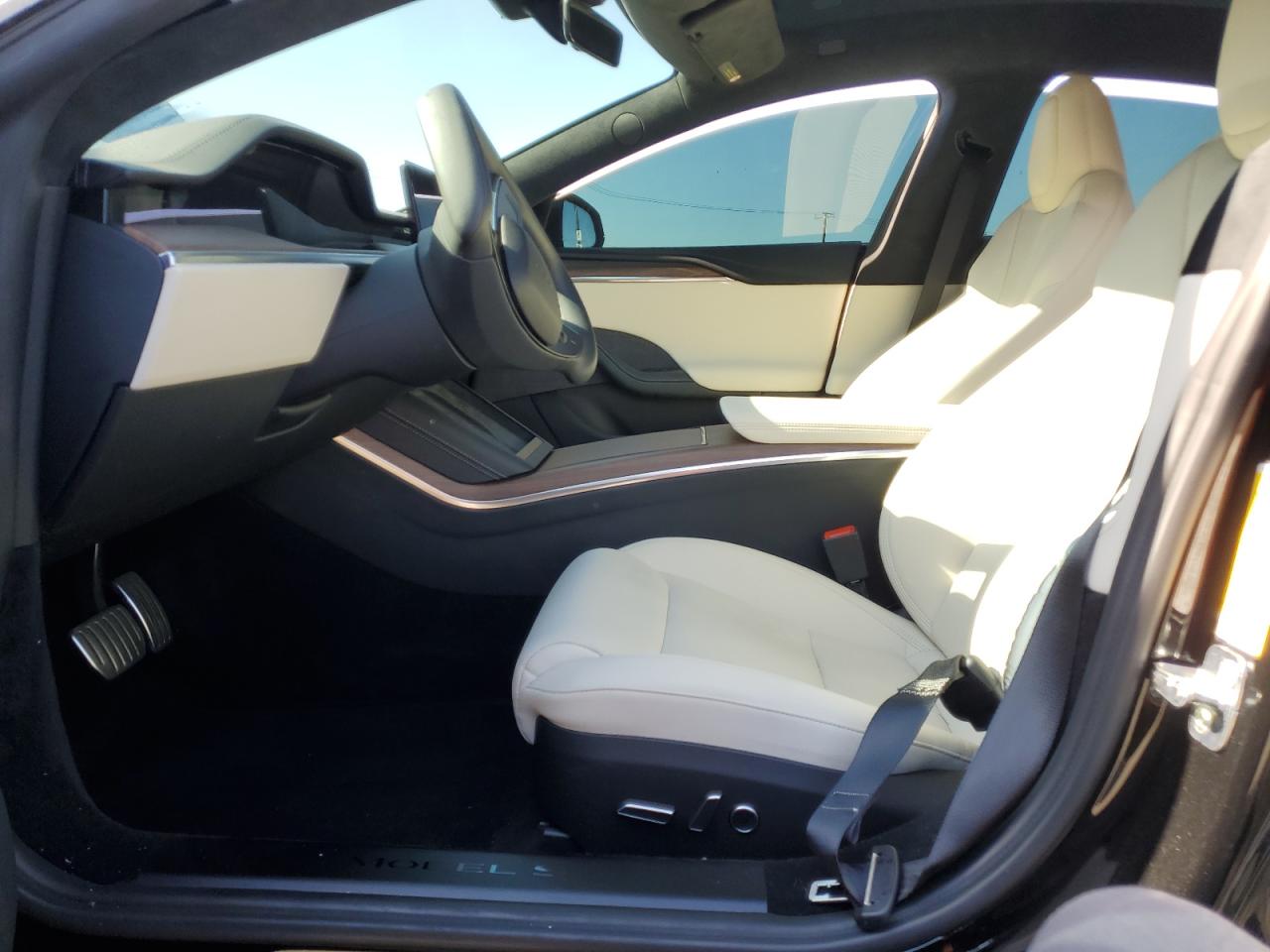 2022 Tesla Model S VIN: 5YJSA1E57NF464542 Lot: 85185455