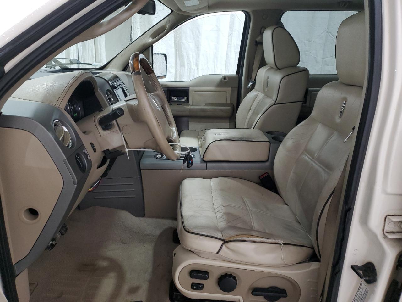 2008 Lincoln Mark Lt VIN: 5LTPW18588FJ03336 Lot: 82602925