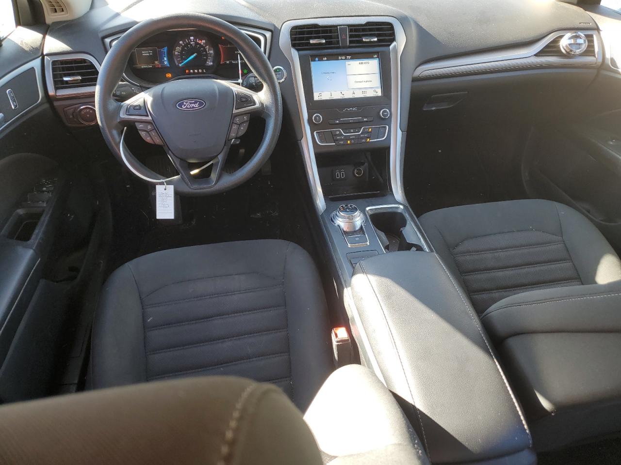 2019 Ford Fusion Se VIN: 3FA6P0LU0KR196857 Lot: 82573015