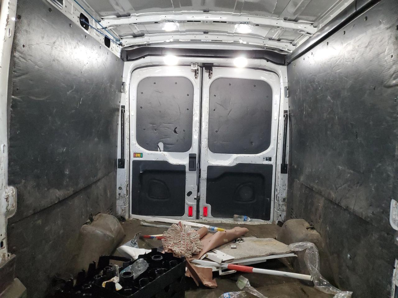 2018 Ford Transit T-250 VIN: 1FTYR2CGXJKB24733 Lot: 82037585