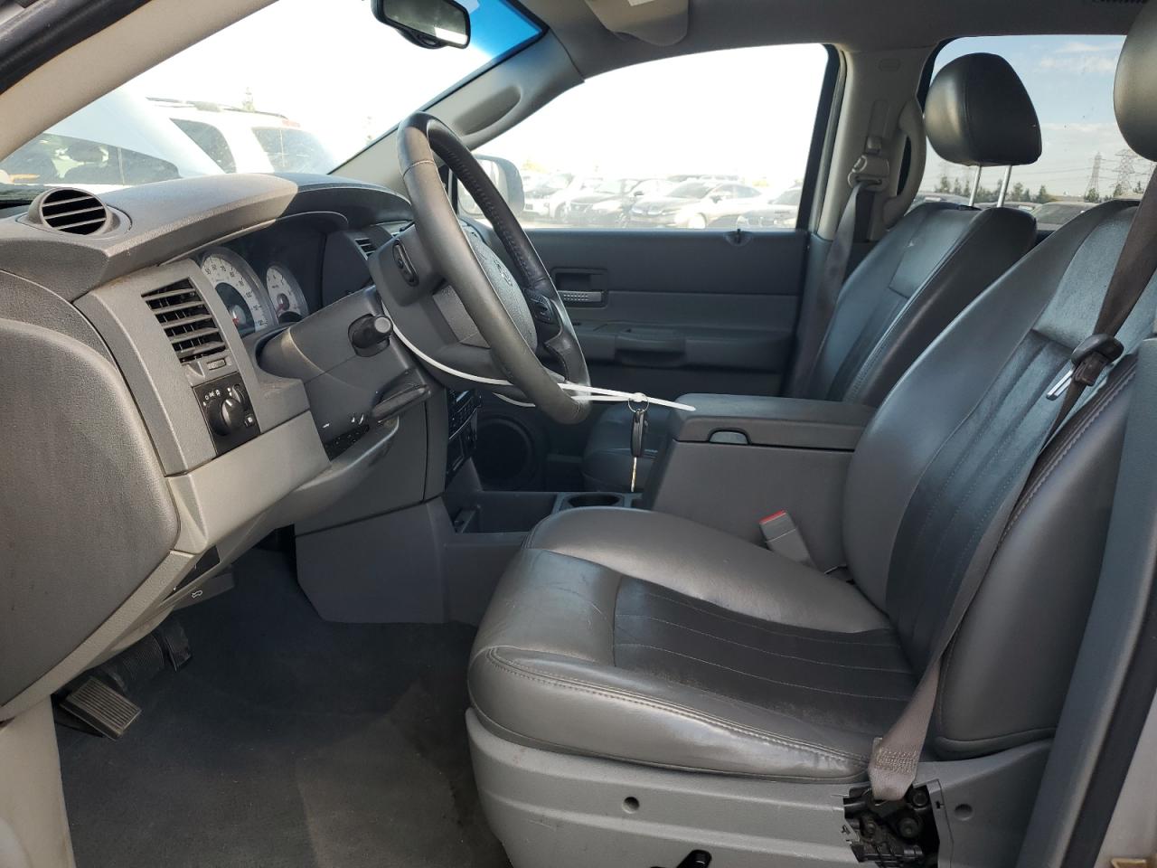 2005 Dodge Durango Limited VIN: 1D8HD58D05F581887 Lot: 81918435