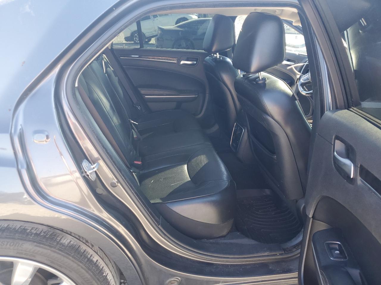 2019 Chrysler 300 Limited VIN: 2C3CCAEG4KH634205 Lot: 85376655