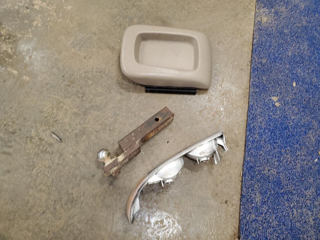 2003 Chevrolet Tahoe K1500 VIN: 1GNEK13Z43J146942 Lot: 85922845