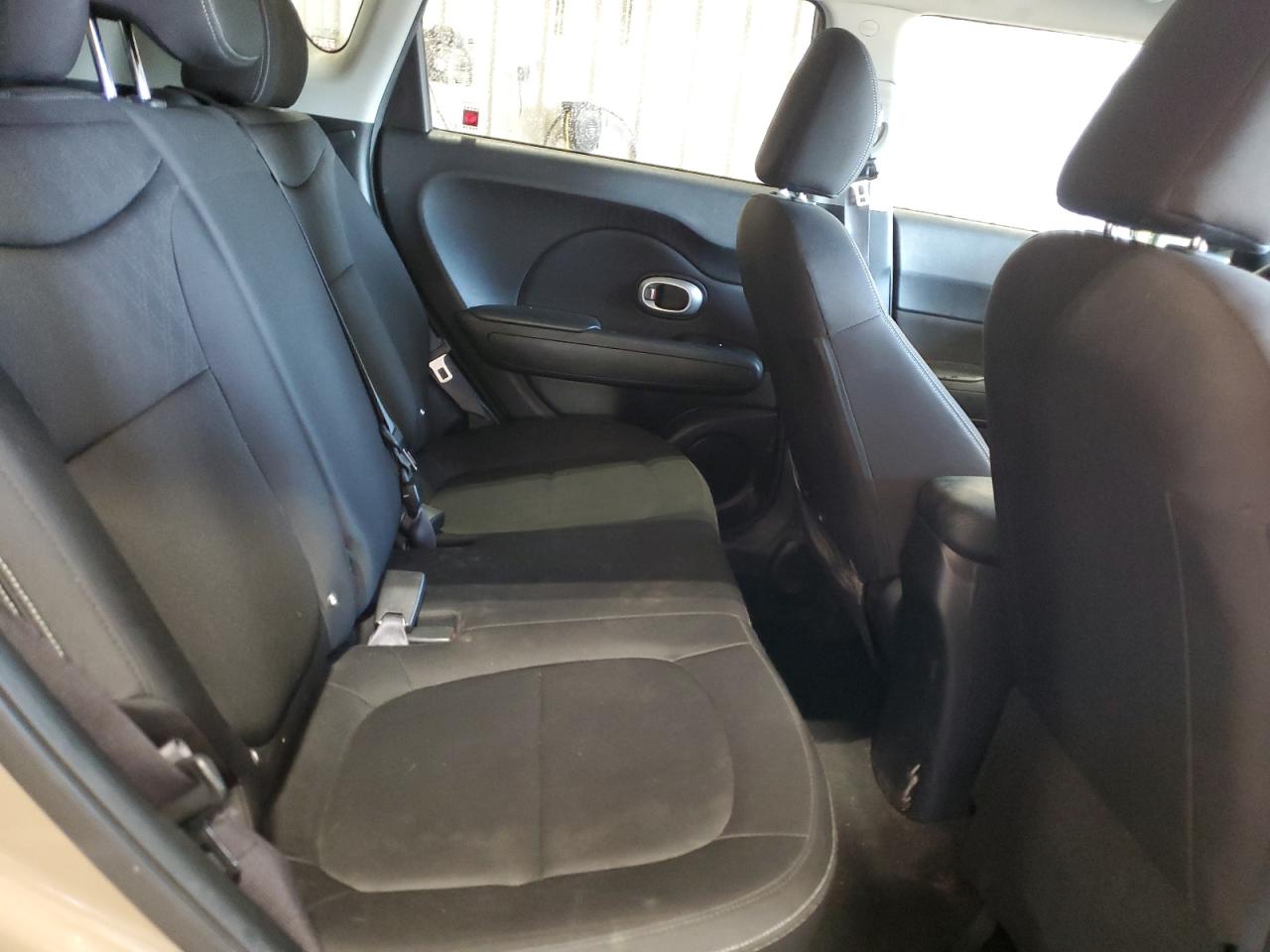 2016 Kia Soul VIN: KNDJN2A28G7242215 Lot: 85373755