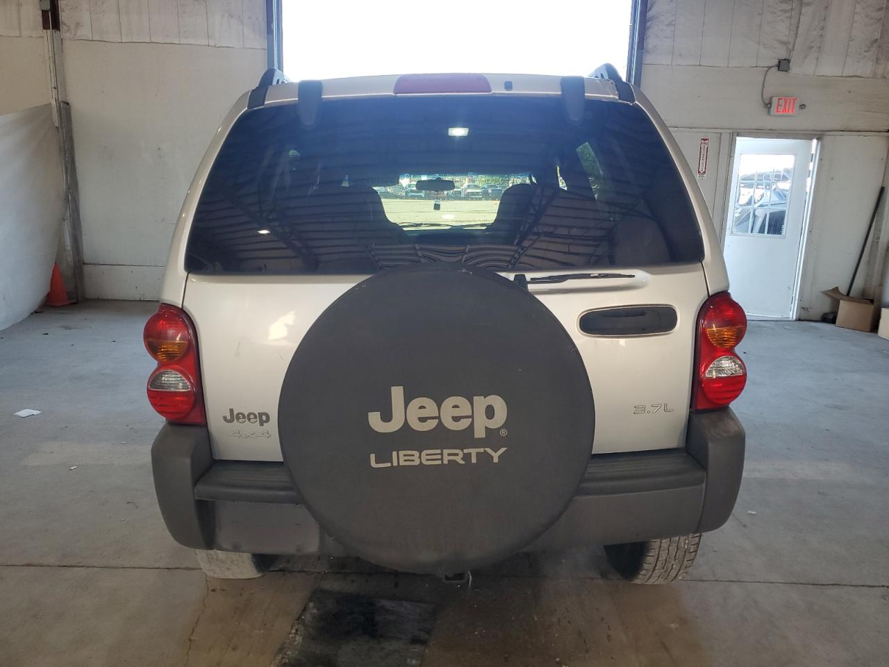 2003 Jeep Liberty Sport VIN: 1J4GL48K33W563901 Lot: 84871155