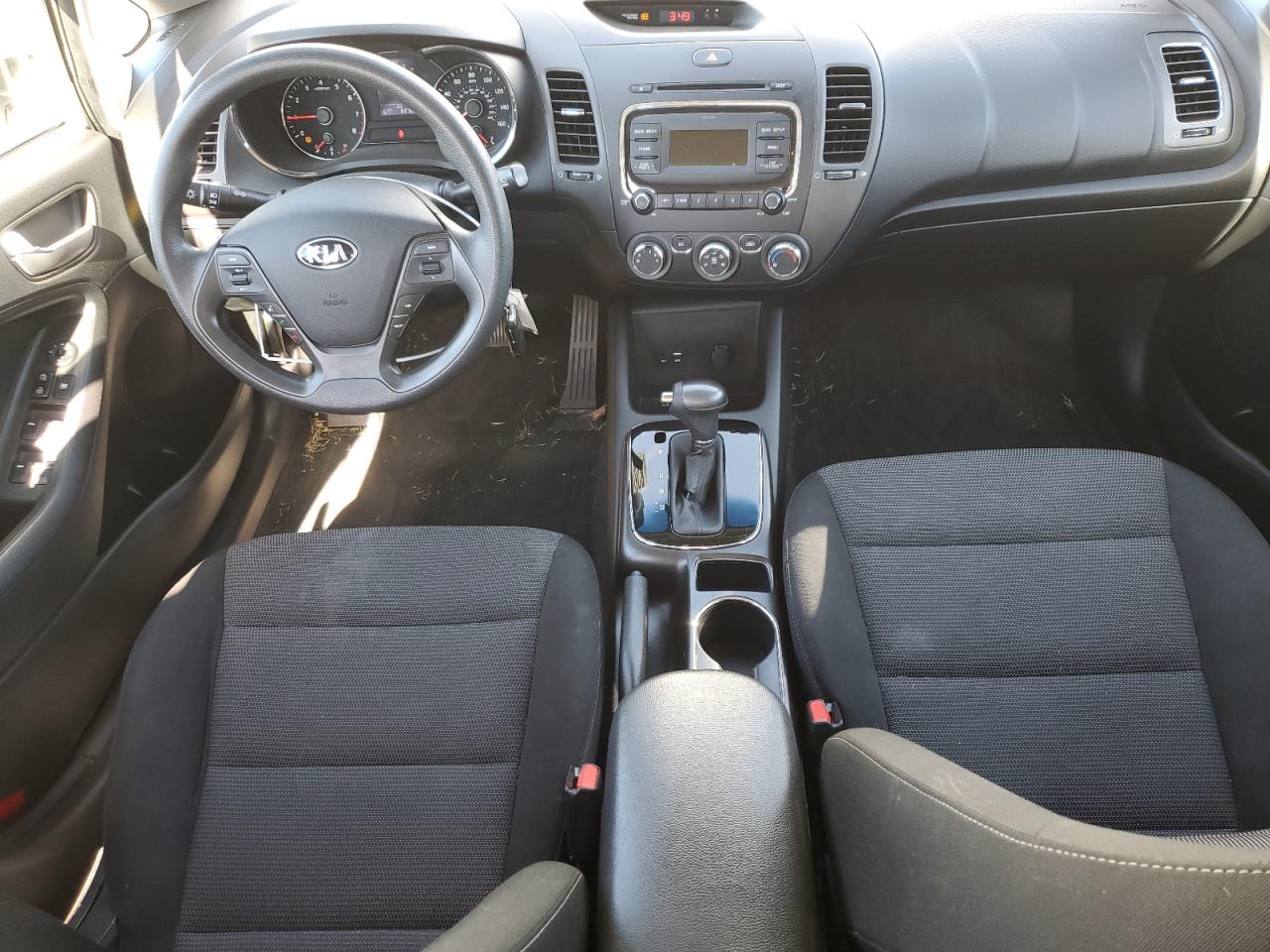 2017 Kia Forte Lx VIN: 3KPFK4A77HE078933 Lot: 82619565