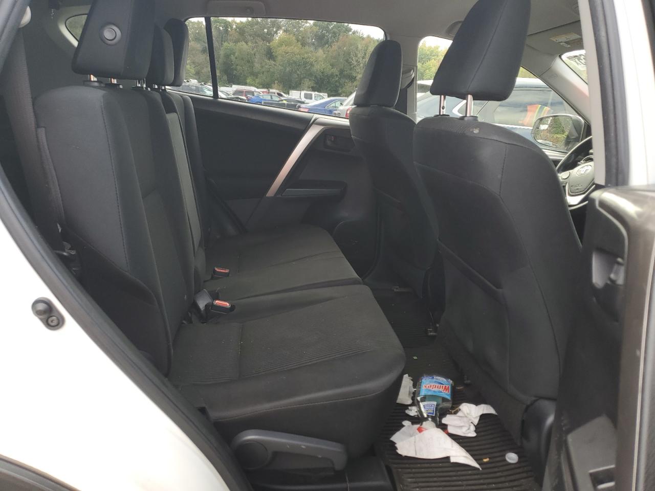 2018 Toyota Rav4 Le VIN: JTMBFREV3JJ230742 Lot: 85838665