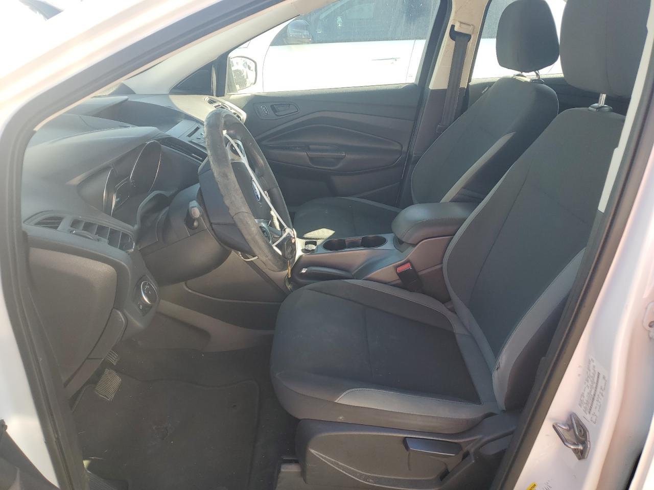 2016 Ford Escape S VIN: 1FMCU0F79GUB25549 Lot: 82638525