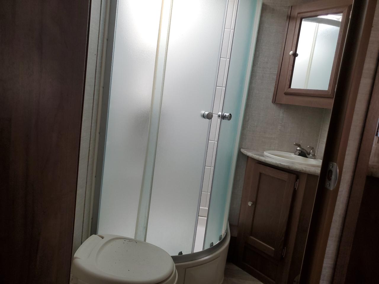 2020 Gulf Stream Kingsport VIN: 1NL1G3229L7039076 Lot: 71798695