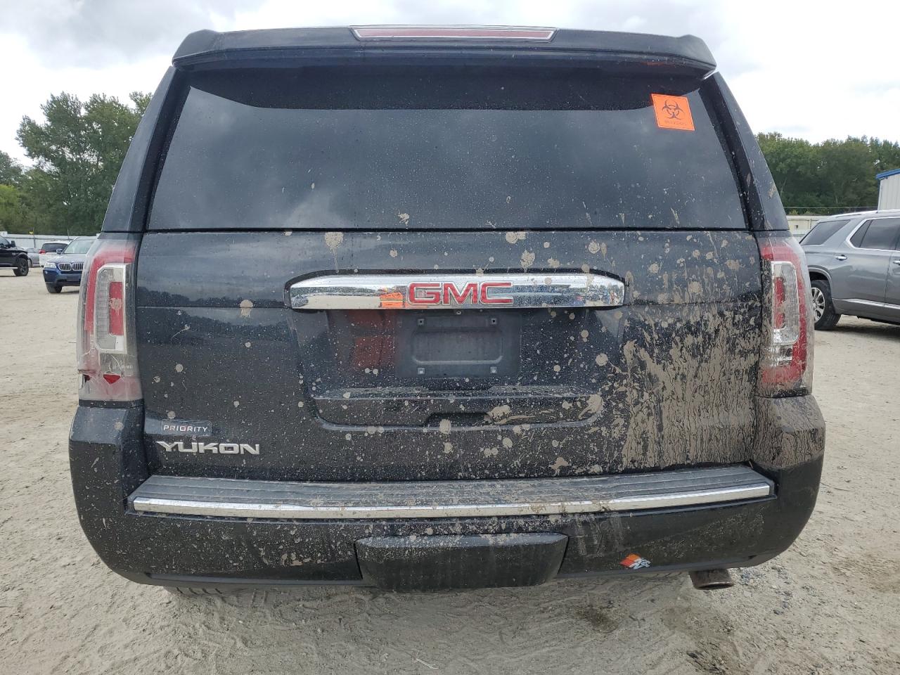 2015 GMC Yukon Denali VIN: 1GKS2CKJ7FR686069 Lot: 85783325