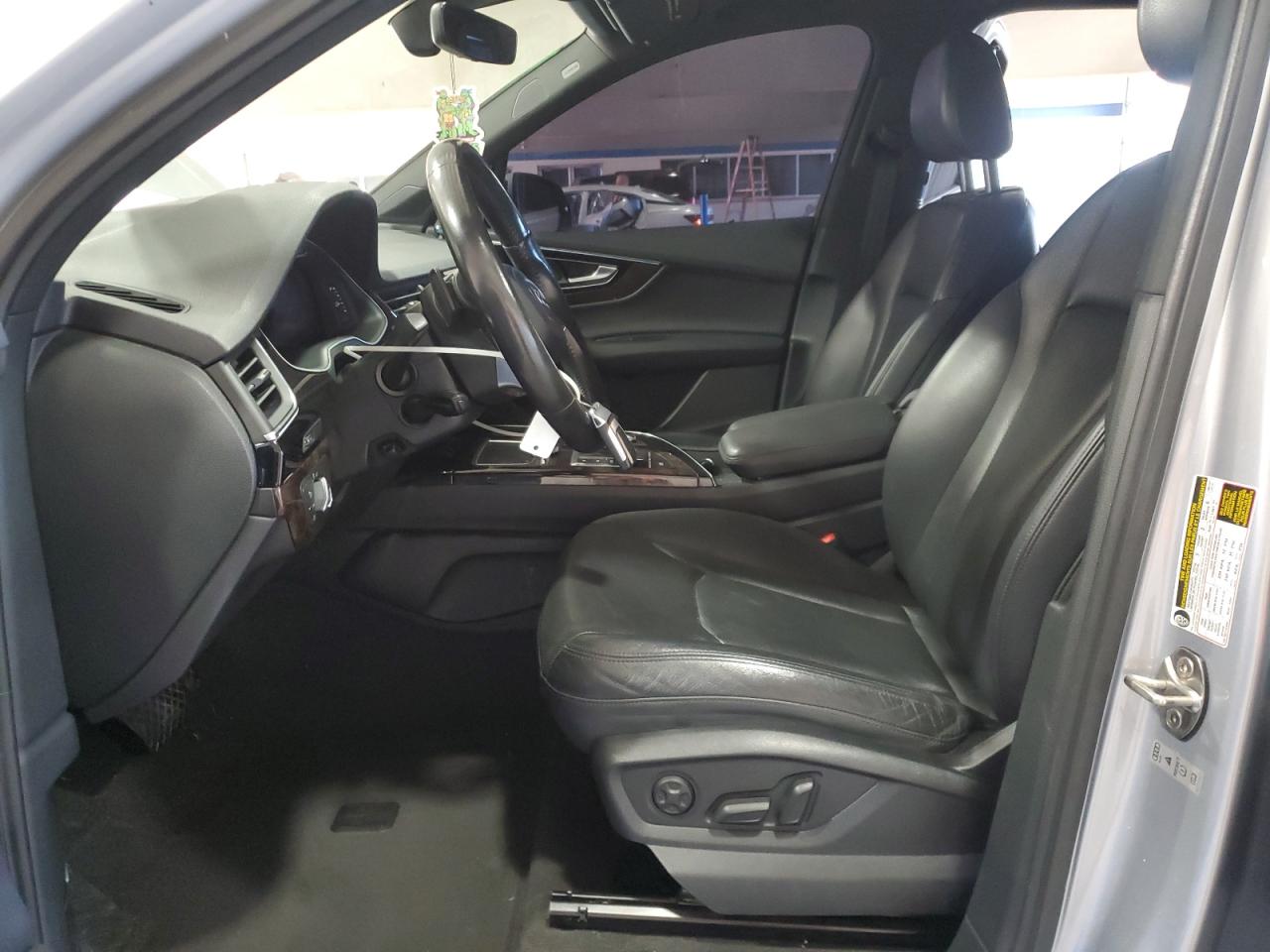 2017 Audi Q7 Premium Plus VIN: WA1LAAF77HD008115 Lot: 82574765