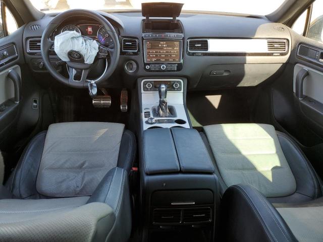  VOLKSWAGEN TOUAREG 2017 Черный