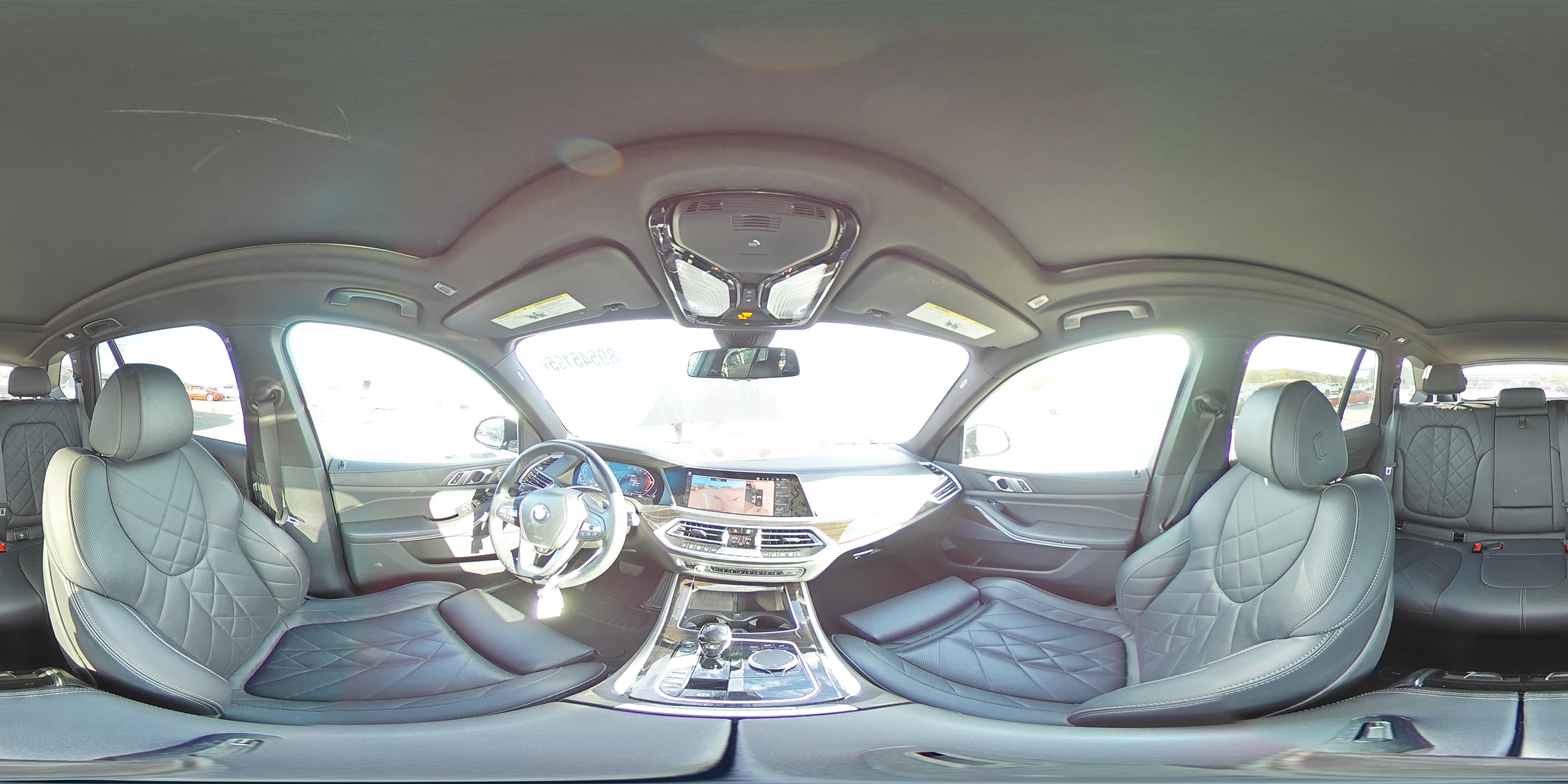 Фото: 5UXCR4C07P9N74525