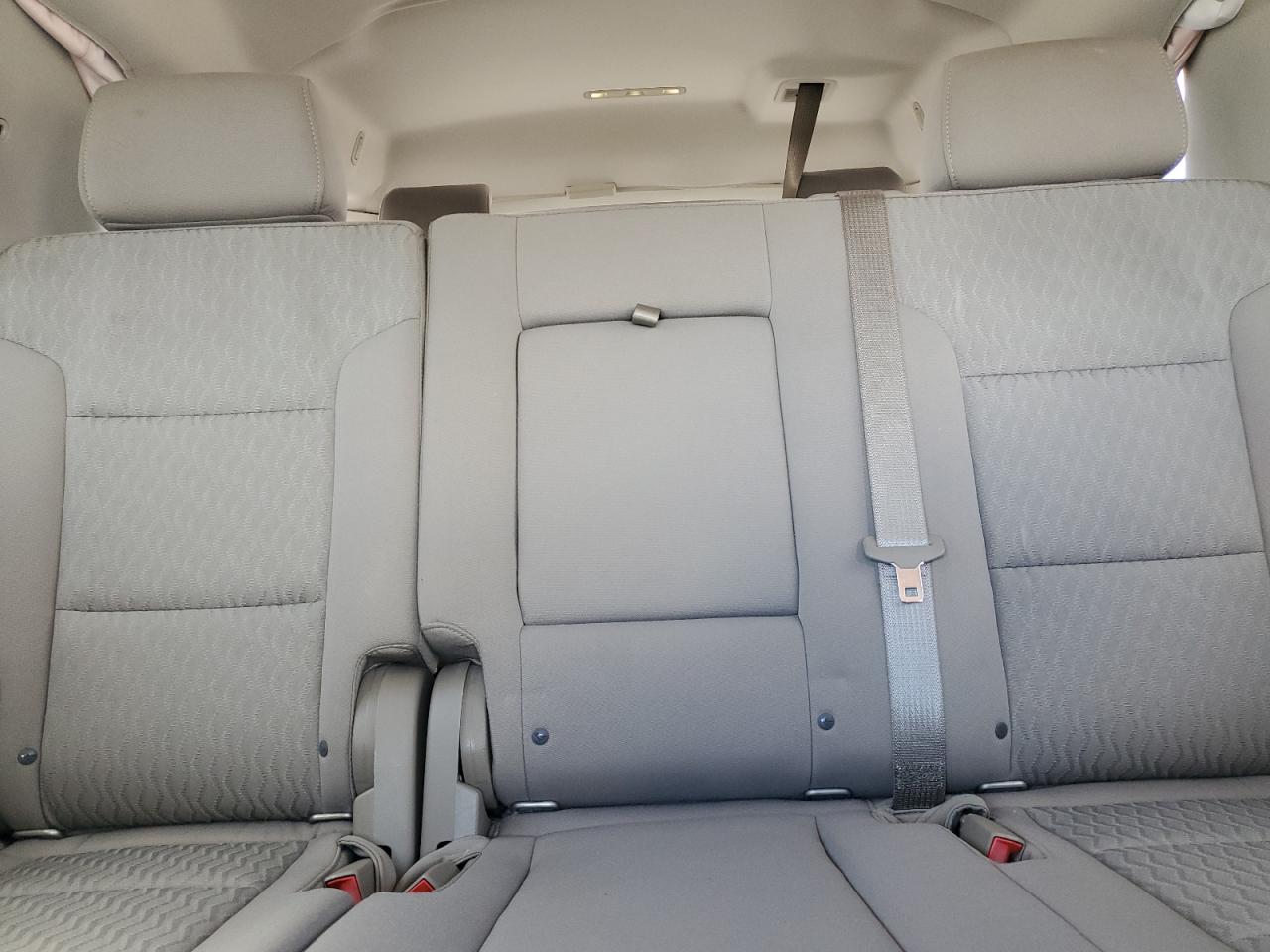 2016 GMC Yukon Xl C1500 Sle VIN: 1GKS1FKC0GR267018 Lot: 90050215