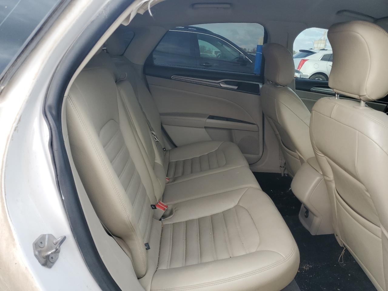 2018 Ford Fusion Se VIN: 3FA6P0H73JR212700 Lot: 90627455