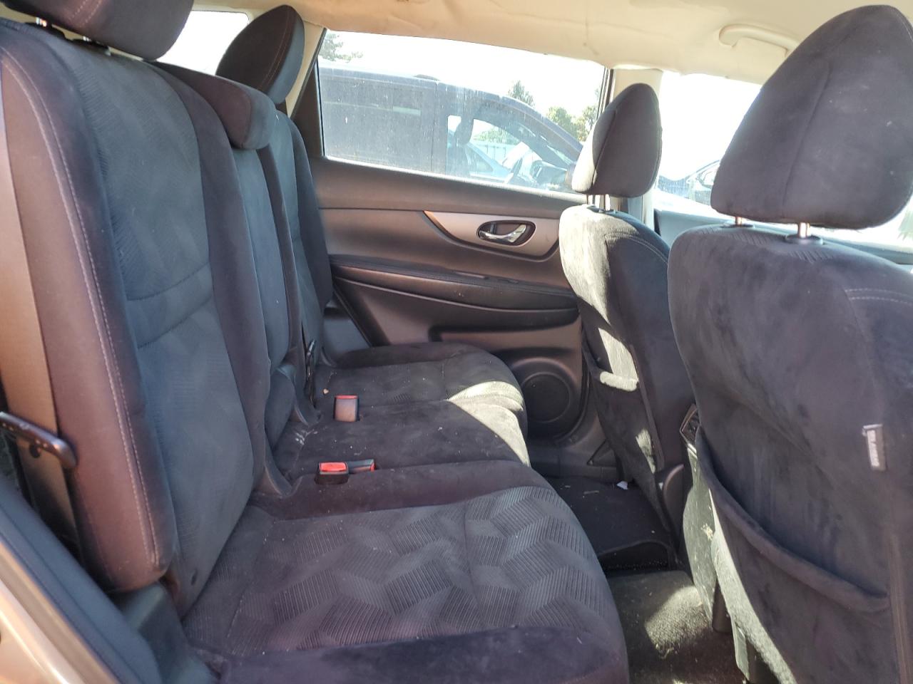 2015 Nissan Rogue S VIN: 5N1AT2MK8FC801846 Lot: 82572555