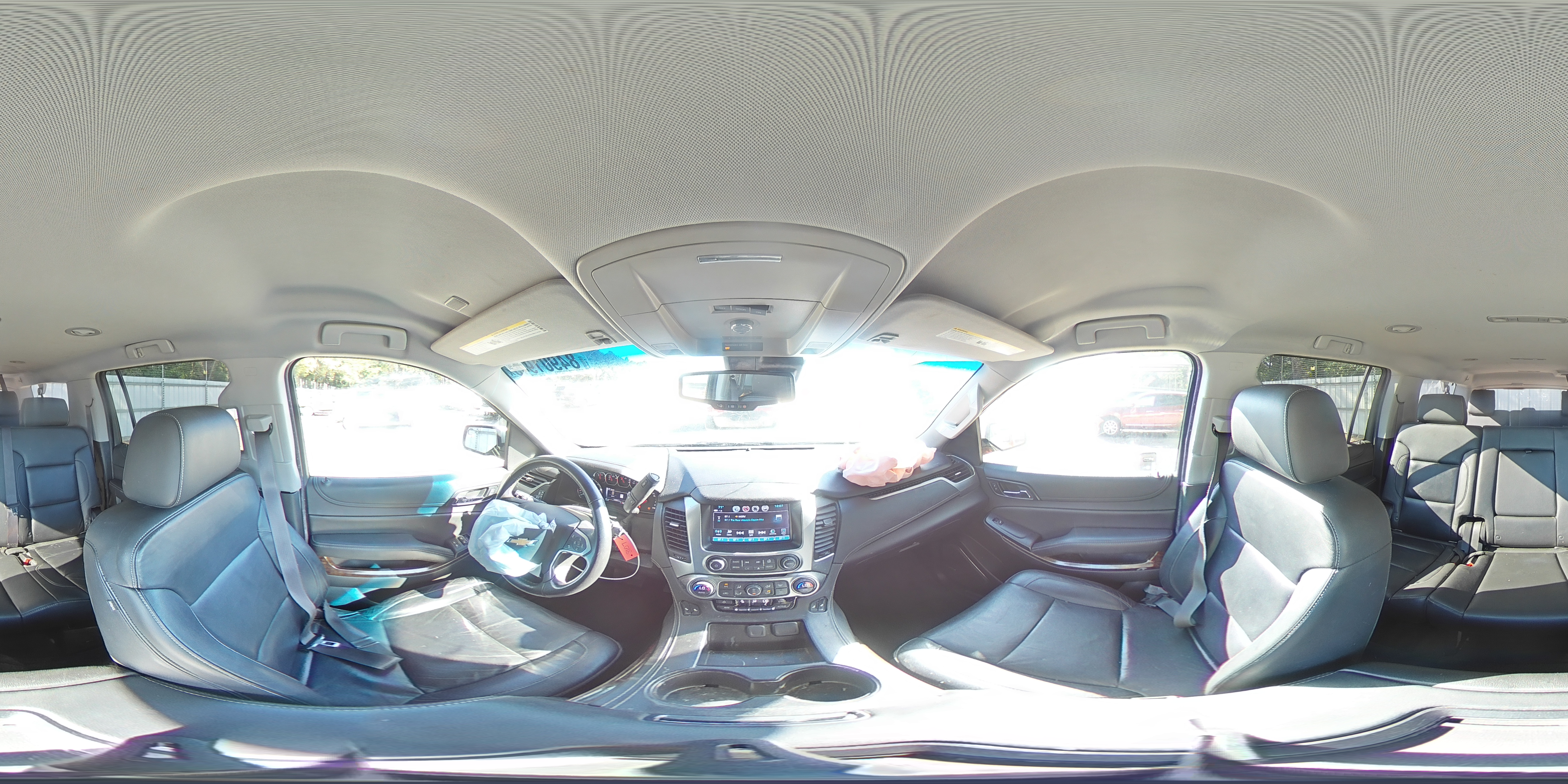 2017 Chevrolet Suburban C1500 Lt VIN: 1GNSCHKC0HR158097 Lot: 84901945