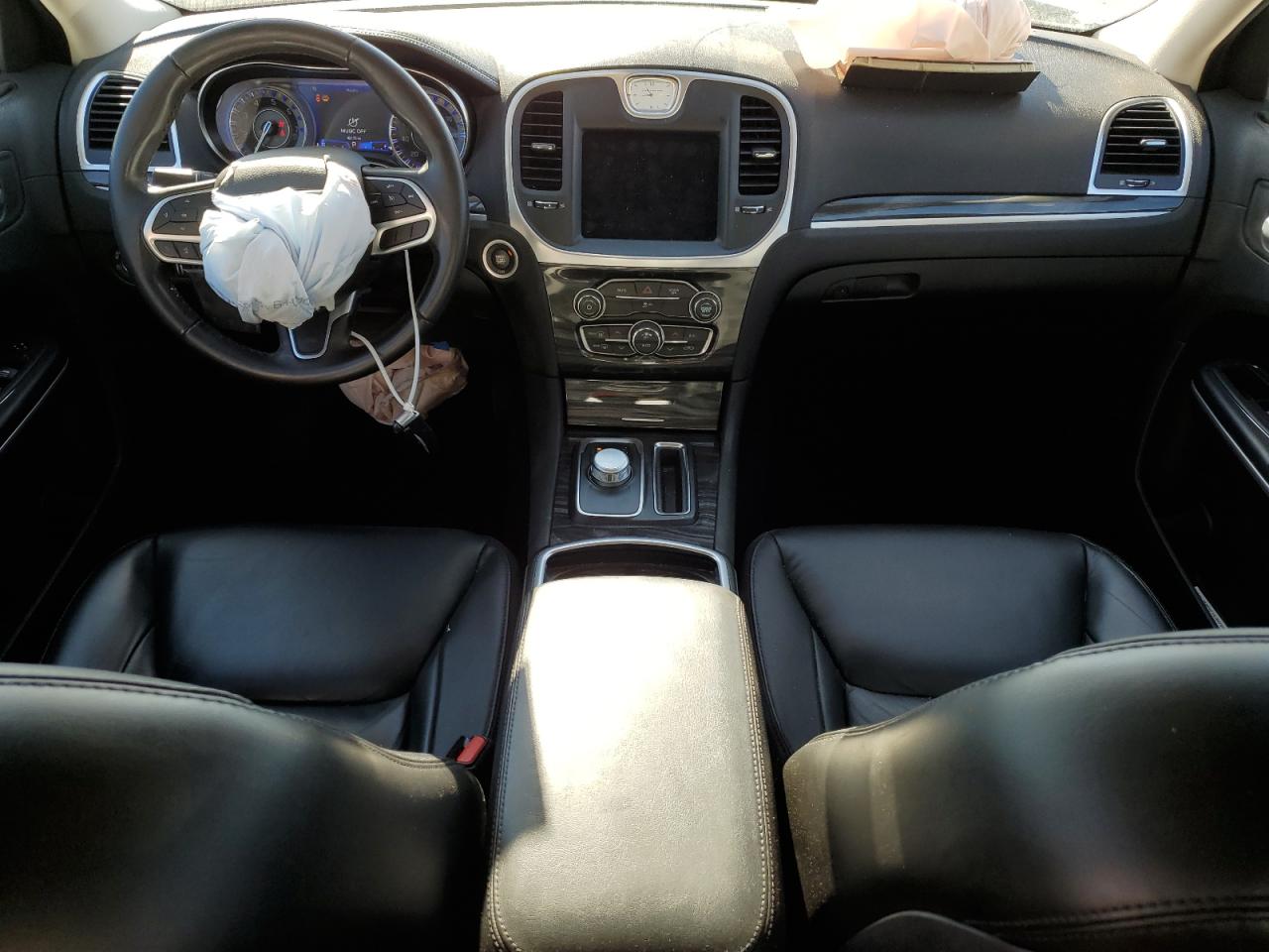 2020 Chrysler 300 Touring VIN: 2C3CCAAG9LH115626 Lot: 82455815