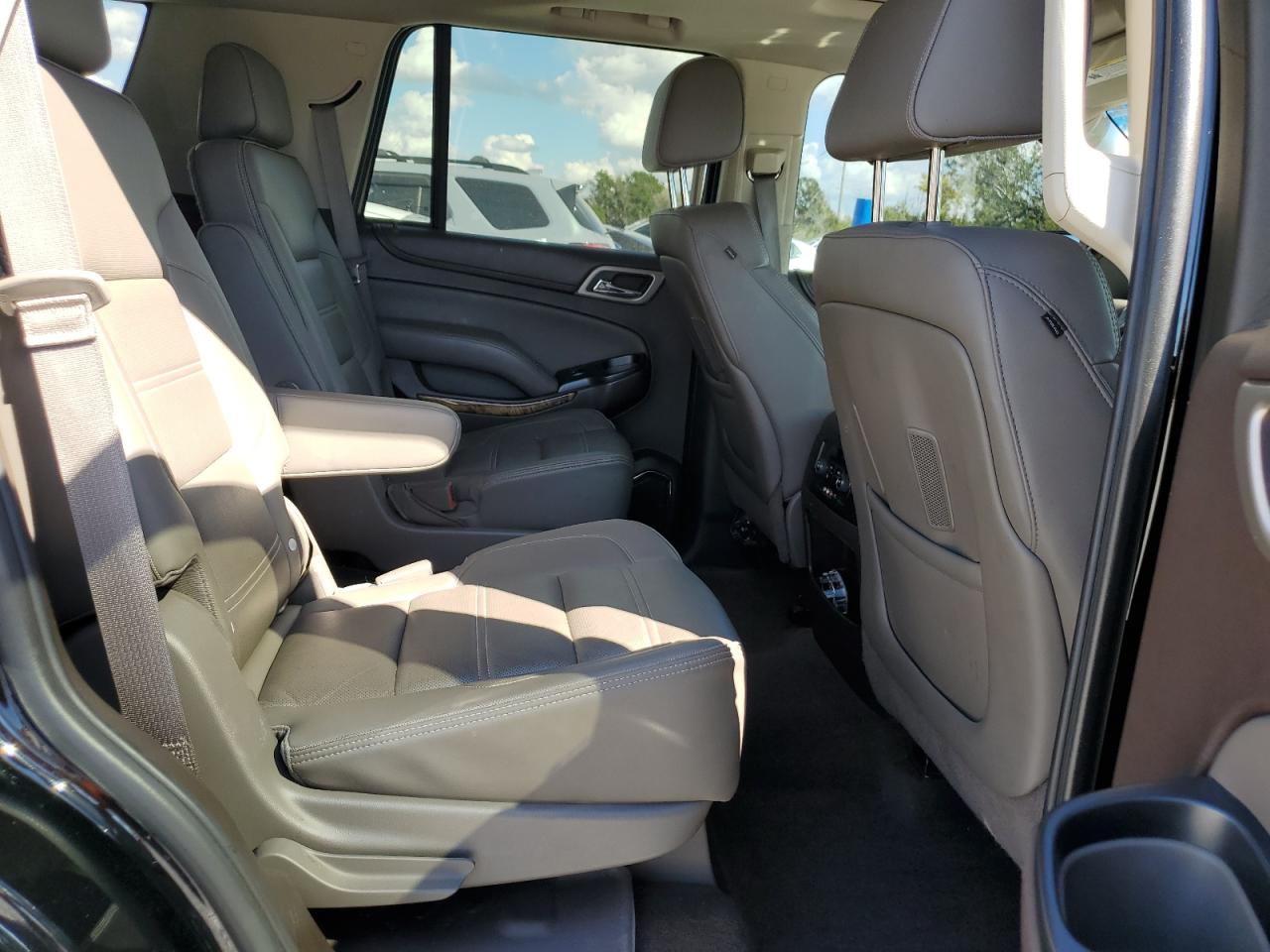 2015 GMC Yukon Denali VIN: 1GKS2CKJ9FR620686 Lot: 89611755