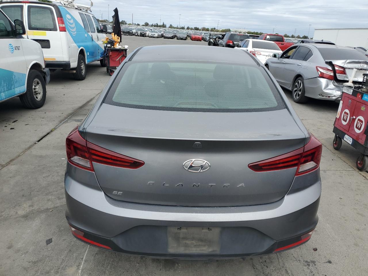 2020 Hyundai Elantra Se VIN: 5NPD74LF0LH498745 Lot: 81821605