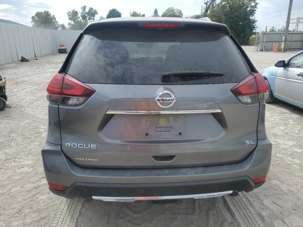 2018 Nissan Rogue S VIN: JN8AT2MT7JW458276 Lot: 81333245