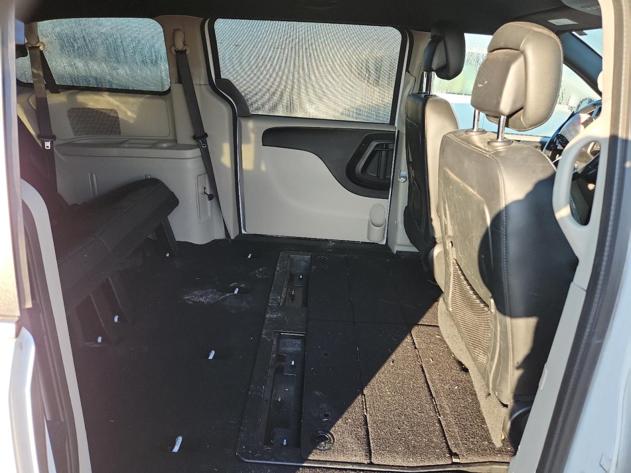 2017 Dodge Grand Caravan Sxt VIN: 2C4RDGCG6HR847524 Lot: 90297295