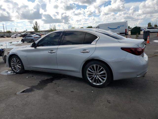  INFINITI Q50 2018 Srebrny
