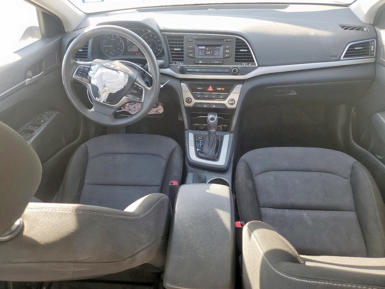 2018 Hyundai Elantra Se VIN: 5NPD74LF6JH351472 Lot: 82402815