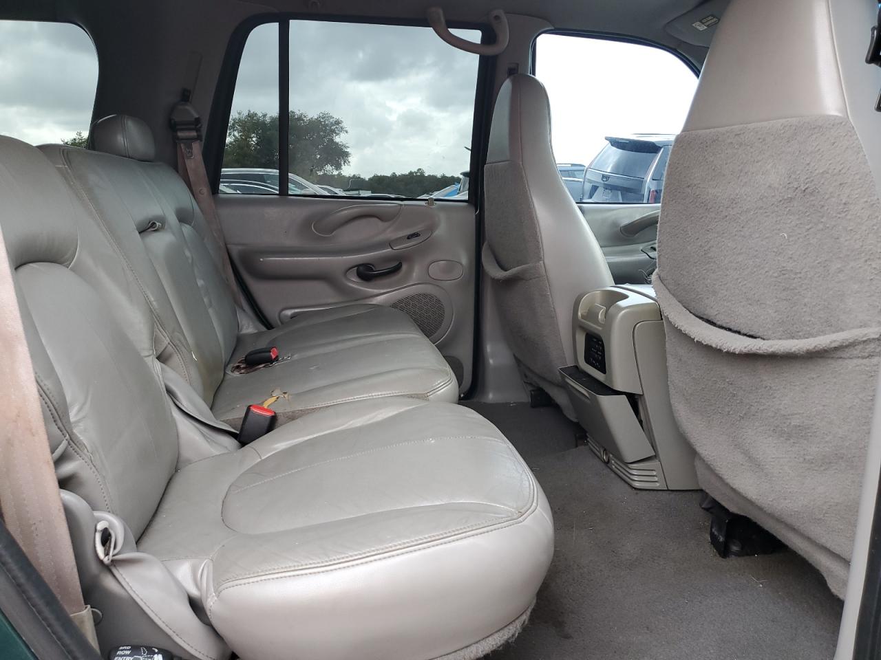 2000 Ford Expedition Xlt VIN: 1FMRU1566YLA45089 Lot: 85275585