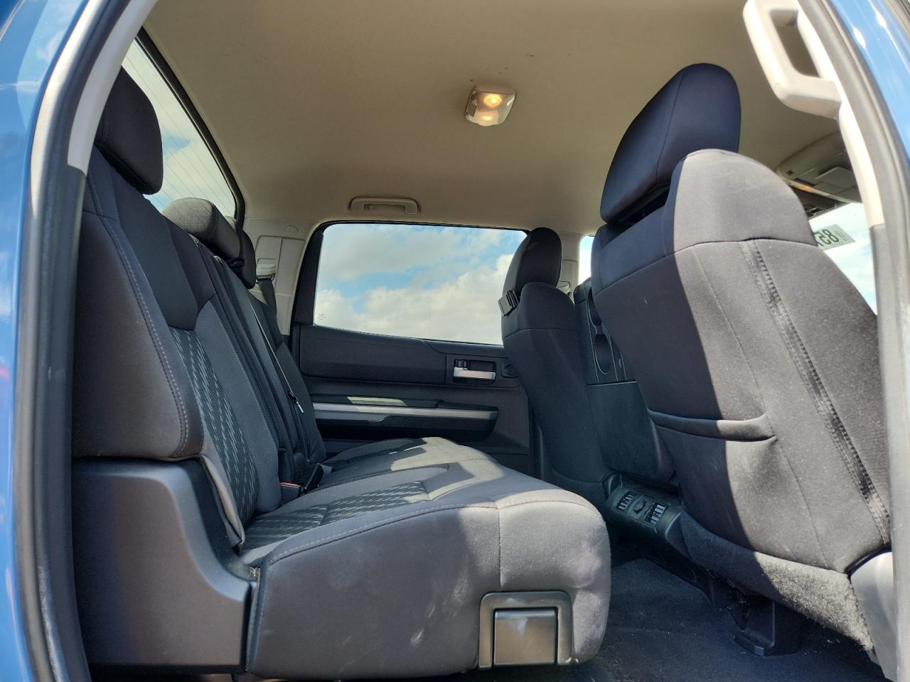 2019 Toyota Tundra Crewmax Sr5 VIN: 5TFEM5F17KX144176 Lot: 85741765