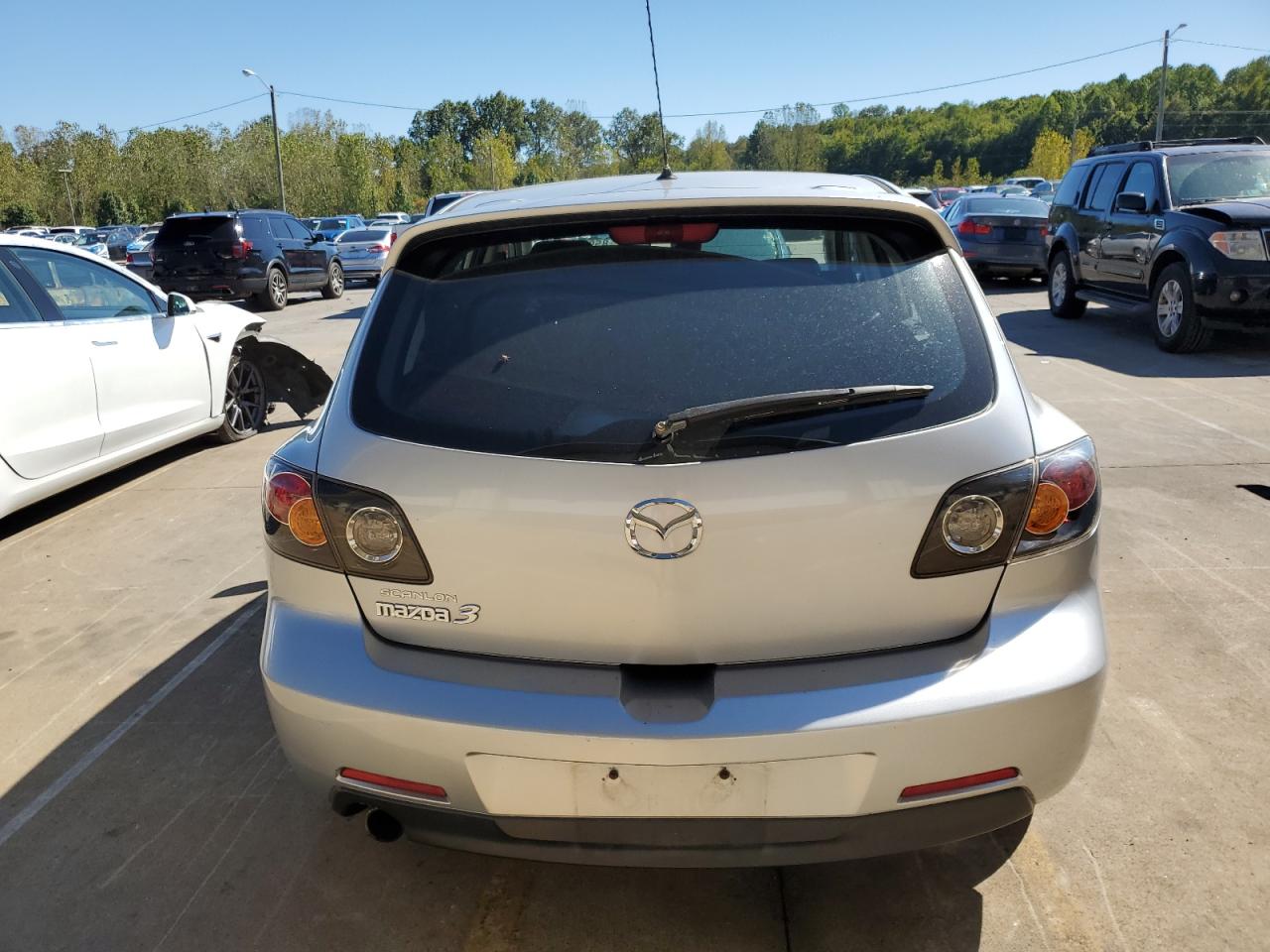 2004 Mazda 3 Hatchback VIN: JM1BK143741189615 Lot: 85914485