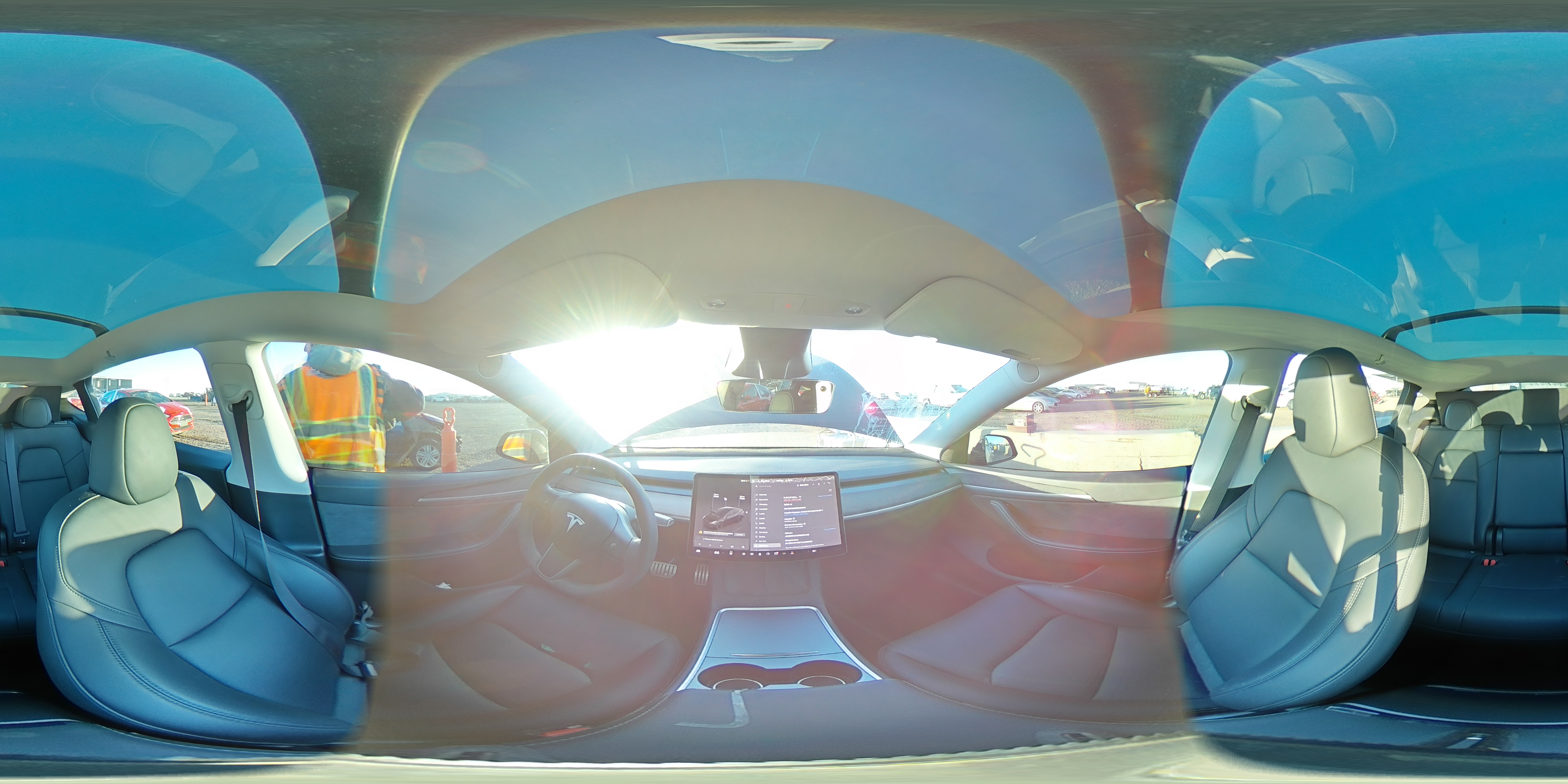 2024 Tesla Model Y VIN: 7SAYGDEF2RA300690 Lot: 91092415