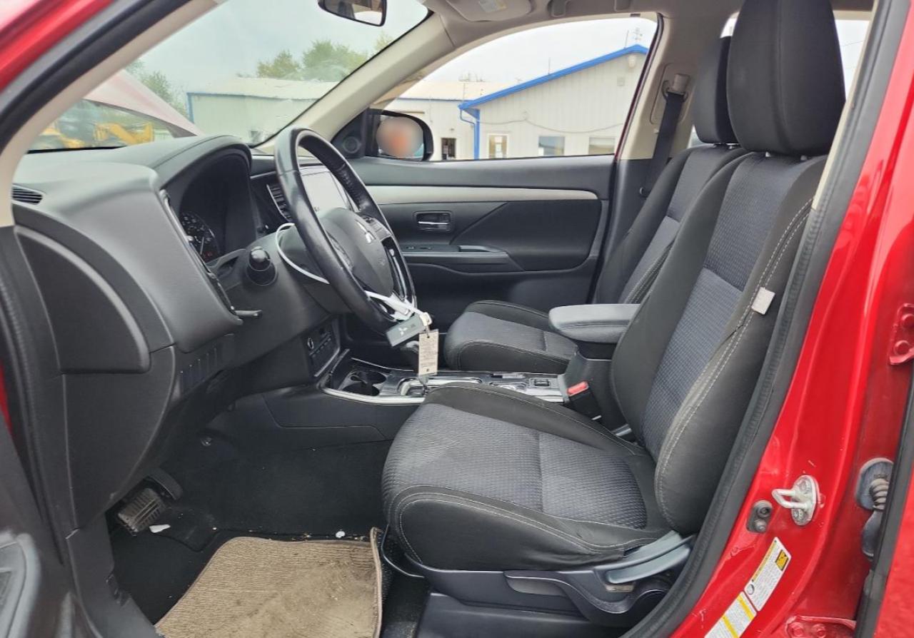 2017 Mitsubishi Outlander Se VIN: JA4AZ3A3XHZ065136 Lot: 86677215