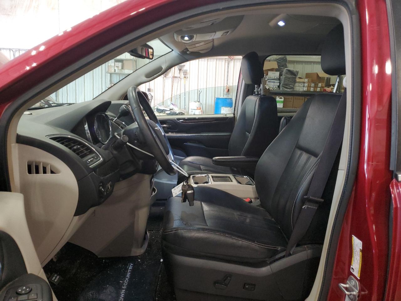 2016 Chrysler Town & Country Touring VIN: 2C4RC1BG3GR110698 Lot: 86289325