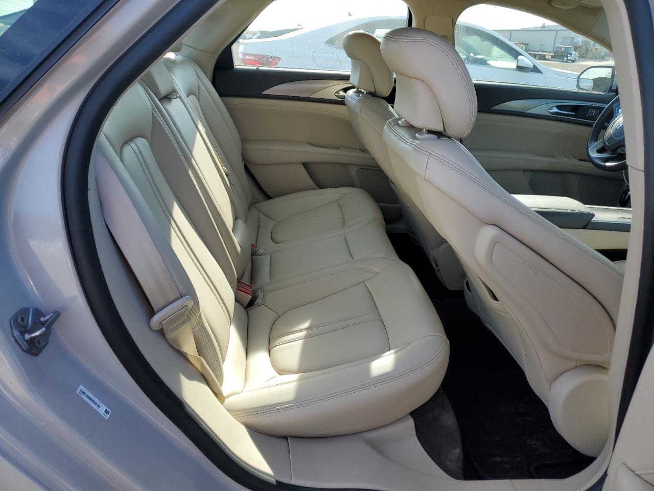 2019 Lincoln Mkz VIN: 3LN6L5A98KR628138 Lot: 90049185