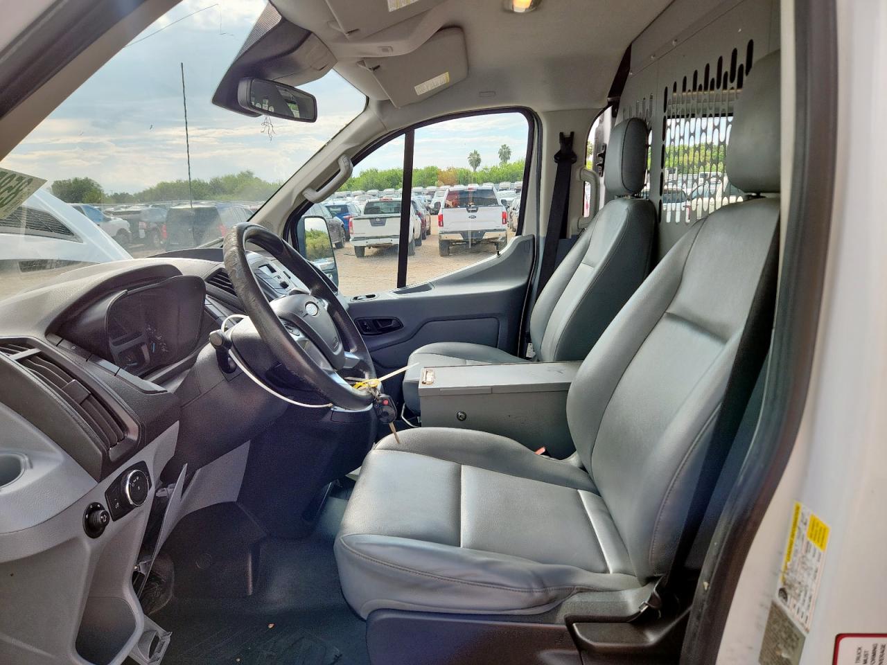 2019 Ford Transit T-150 VIN: 1FTYE1YM7KKB31970 Lot: 85859215