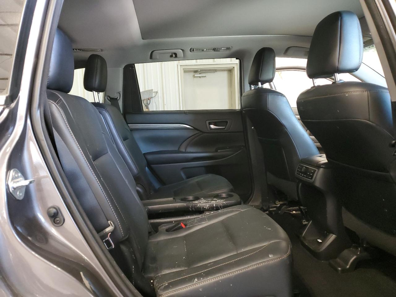 2018 Toyota Highlander Limited VIN: 5TDDZRFHXJS876405 Lot: 81381385