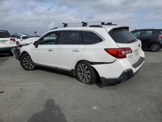  SUBARU OUTBACK 2018 Белы